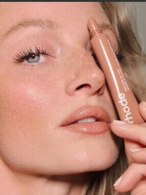 Rhode Peptide Lip Tint - Colada
